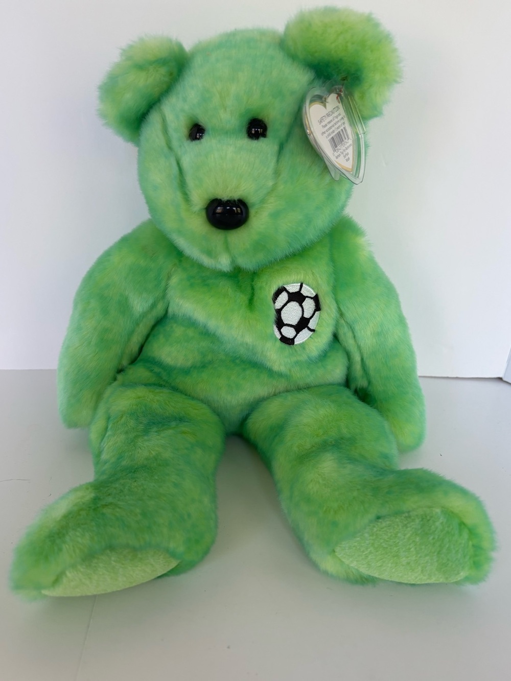 Vintage 1999 Ty Beanie Buddy - Kicks the Soccer Bear (Mint Condition with Tags)
